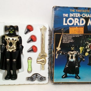 げまげま　Micronauts Baron Karza フィギュアセット Micronauts ReAction+ O-Ring Action Figure Wave 1 - Baron Karza