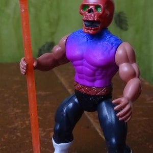 Les royaumes des enfers - Figurine articulée Rotu Zoloworld Remco Warrior Beasts MOTU KO