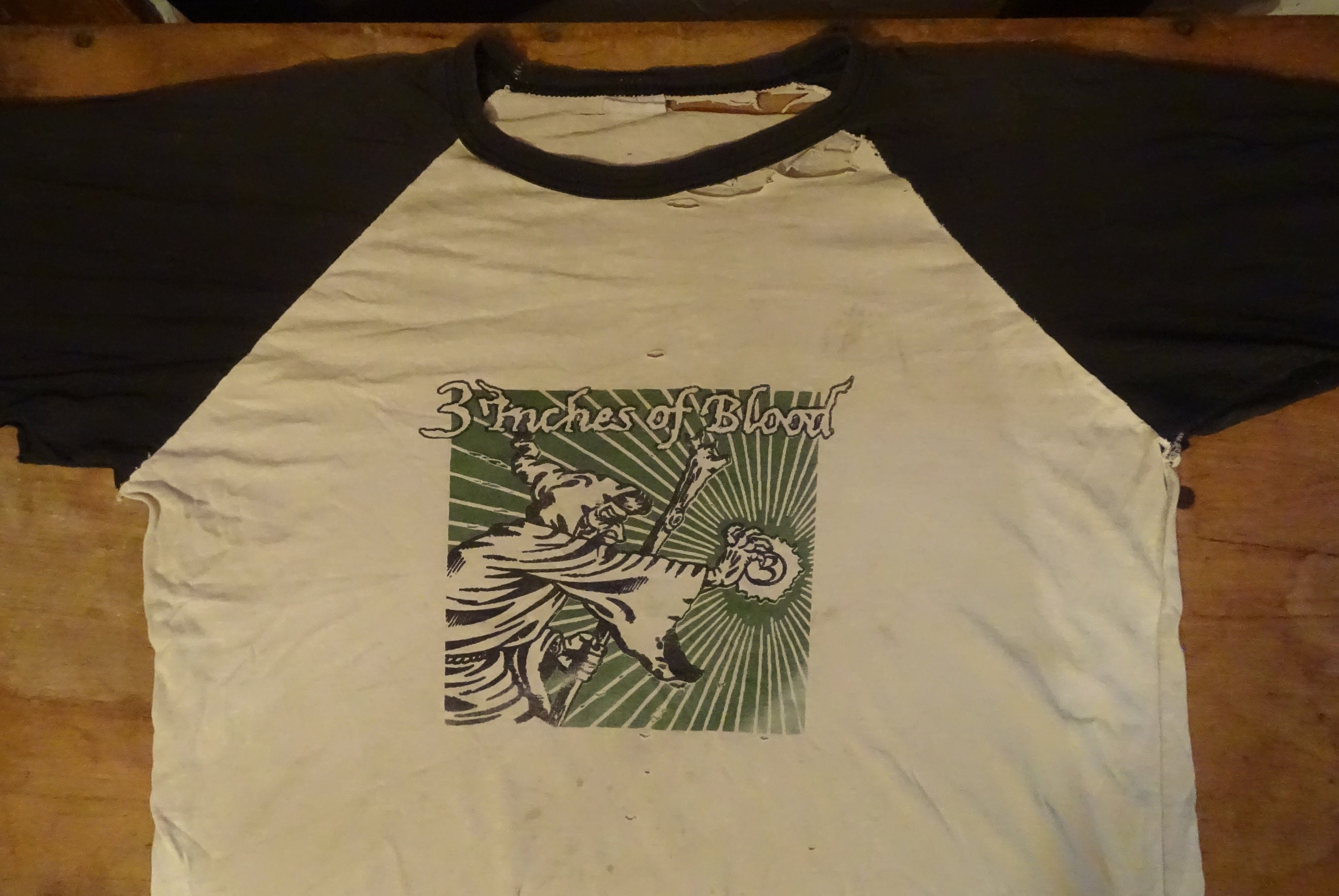 3 Inches of Blood Shirt - Etsy Canada