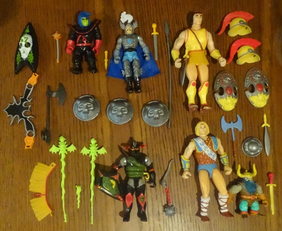 Ad&d action figures deals