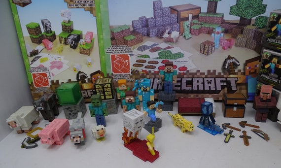 Used LARGE LOT Minecraft Papercraft Animal Mobs Mixed Lot