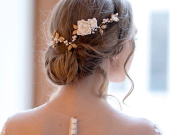 Rose Bridal Headpiece - Wedding Brass Headpiece - Gold Hair Accessory - Bridal Headwear - Flower Hair Comb