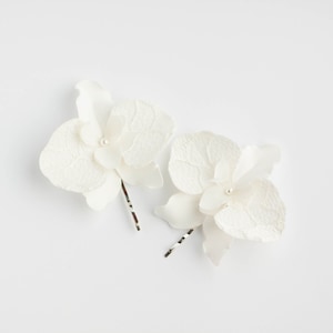 Orchid Hair Pins Set of 2 Bridal Hair Flowers Orchid Bridal Flower Hair Pins Ivory Bridal Hair Accessories image 4