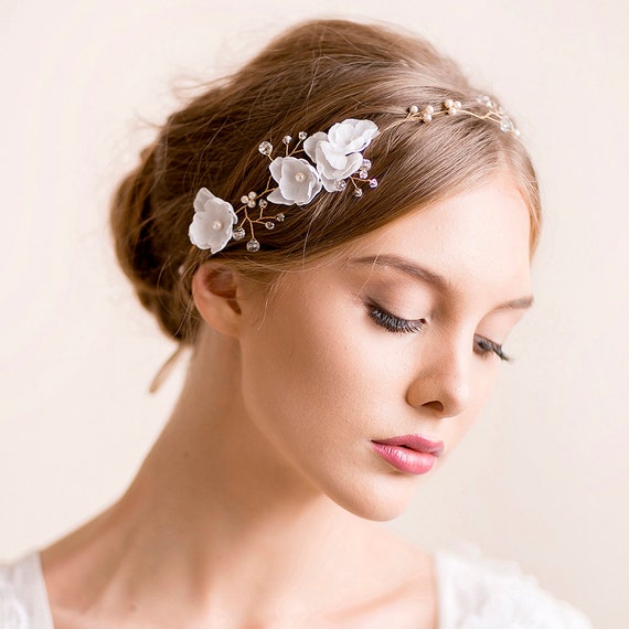 Crystal & Silk Flower Bridal Hair Vine – Pearl Wedding  display picture 1