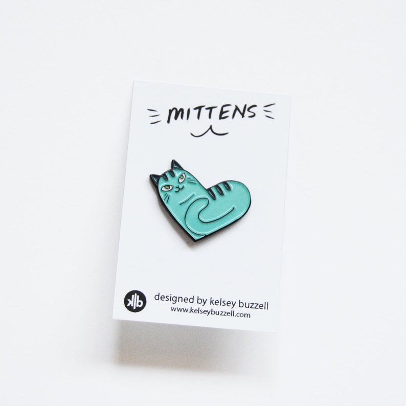 Enamel Pin Mittens Heart-shaped Cat Pin image 1