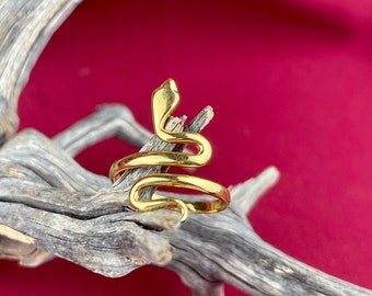 14K Gold Snake Ring, Minimal Serpent Ring, Solid Gold Vintage Ring, Dainty Gold Ring