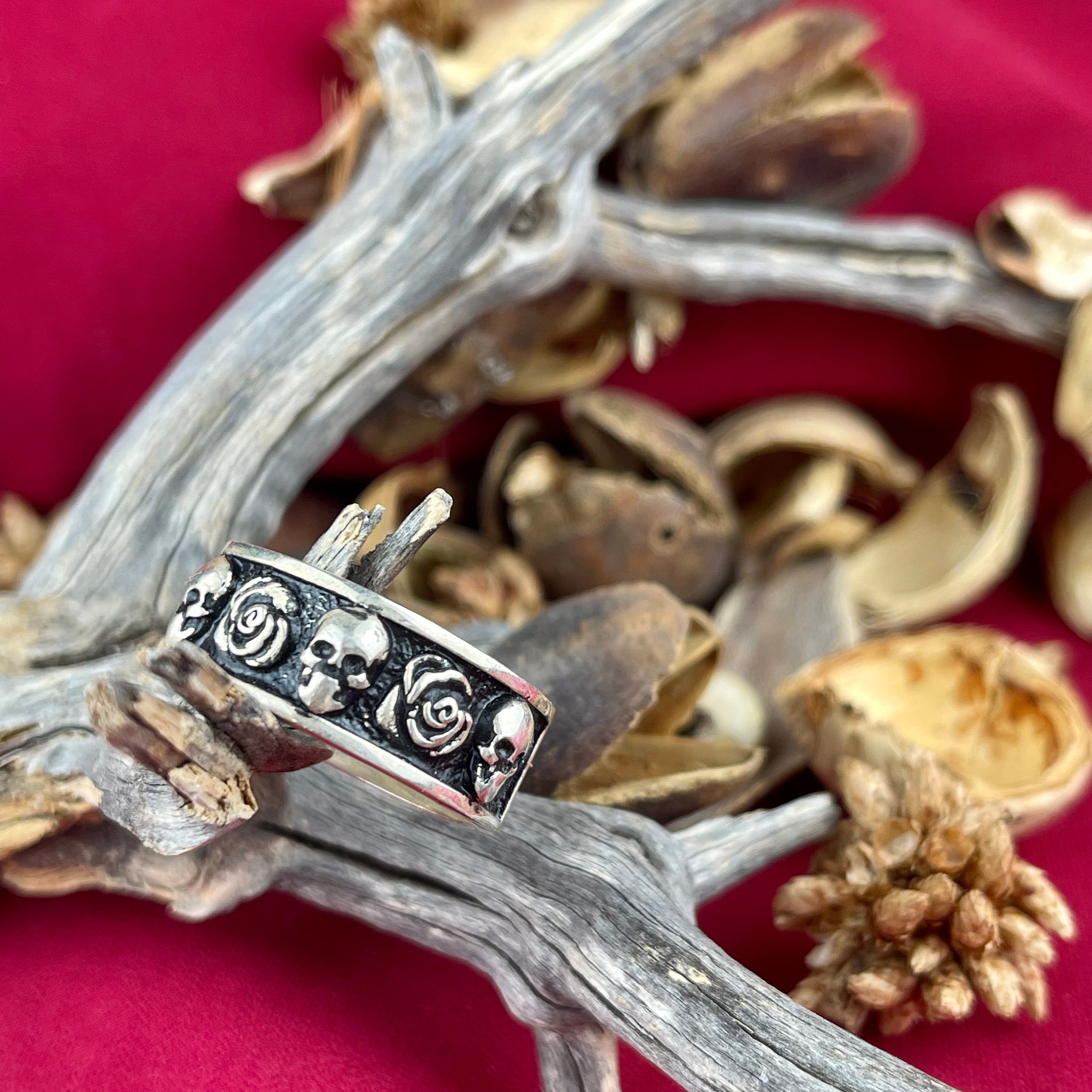 Skull And Roses Rings Skulls and Roses Ring, Sterling Silver Vintage Band Ring, Gothic Ring ...
