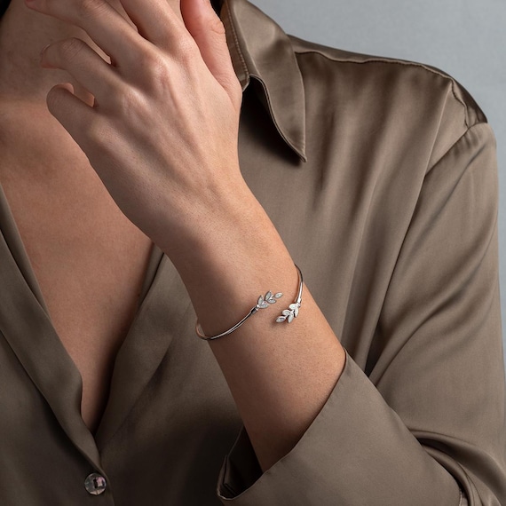 Bracciale greco Atena, bracciale a foglia inferiore, bracciale a foglia greca, bracciale avvolgente in oro, gioielli da sposa, bracciale a foglie ispirato alla natura, bracciale - Italia