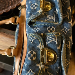 Louis Vuitton Blue Monogram Denim Pleaty Handbag Brown Leather Cloth  ref.131113 - Joli Closet