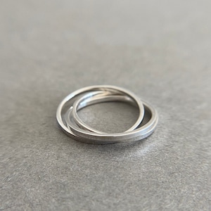 Silver *Flat* Triple interlocked Ring, Multi Band Rings, Intertwining Rings, Three Rolling Rings - Sterling Silver [R1039]