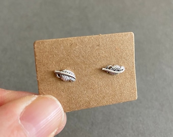 Silver Tiny Mini Feather Type B Stud Earrings - Sterling Silver [ESV1005]
