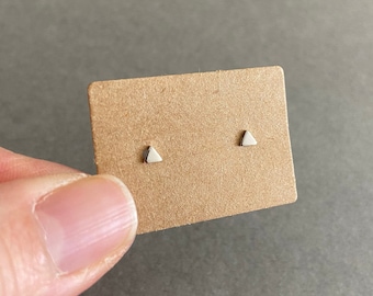 Zilveren Tiny Mini Triangle Stud Oorbellen - Sterling Zilver