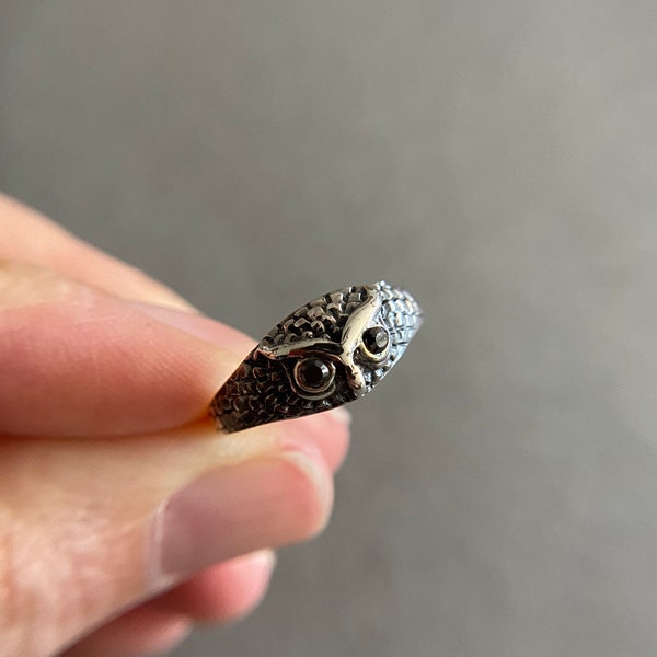 Silver Tiny Vintage Owl Ring - Sterling Silver