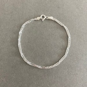 Sterling Silver Singapore Chain Bracelet - Sterling Silver