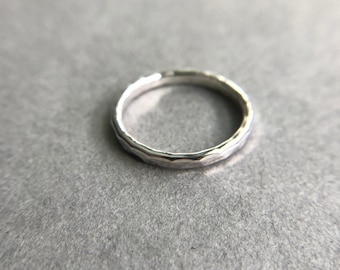 Sterling Silver Hammered Ring 2mm, Simple Minimalist Ring, Skinny Stacking, Band Midi Ring, Thin Thumb Ring - Sterling Silver [R1009-2mm]