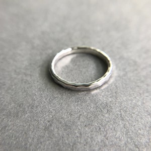 Sterling Silver Hammered Ring 2mm Simple Minimalist Ring - Etsy