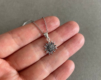 Silver Tiny Mini Sunflower Necklace - Sterling Silver [NS1012]