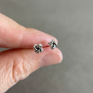 Silver Knot 4 Corner Stud Earrings - Sterling Silver  [ESV1066]