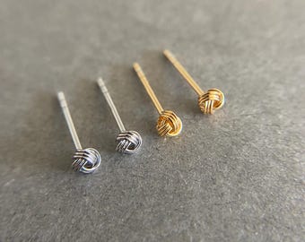 Orecchini A Artiglio In Oro 9K 375/000, Castone A 6 Griffe, Misure 2-10 Mm - Anallergici E Certificati