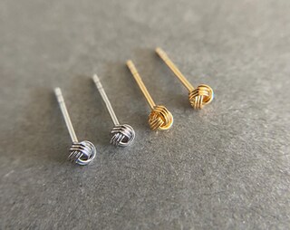 Orecchini A Artiglio In Oro 9K 375/000, Castone A 6 Griffe, Misure 2-10 Mm - Anallergici E Certificati