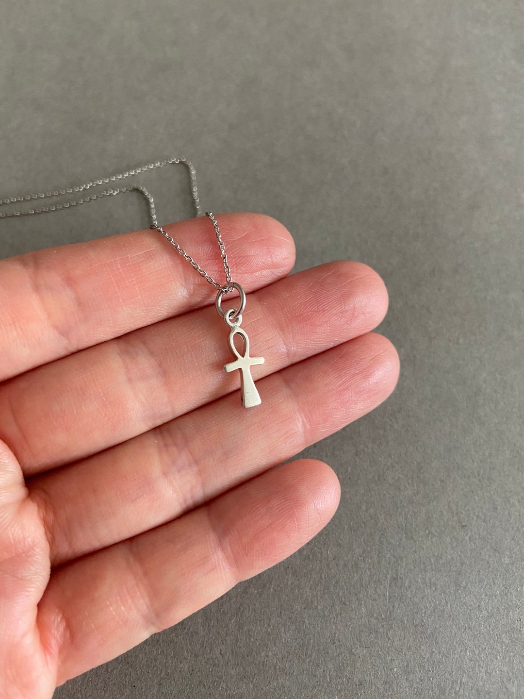 アクセサリー shellvia Ankh necklace mini il_1080xN.4491743363_d7zx.jpg