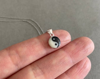 Silber kleine Mini Yin und Yang Halskette - Sterling Silber