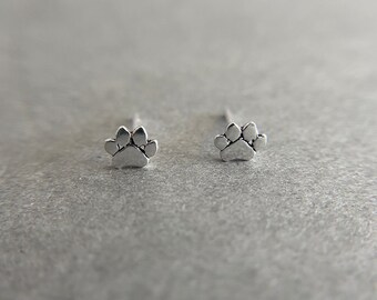 Orecchini A Bottone In Argento Sterling 925 – Forma Zampa Di Cane – Effetto Ossidato Anticato