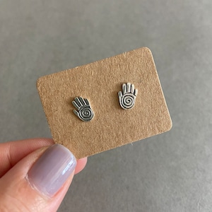 Silver Swirl Palm Hand Stud Earrings - Sterling Silver [ESV1046]