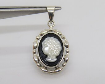 Vintage Sterling Silver Women Portrait Cameo Pendant