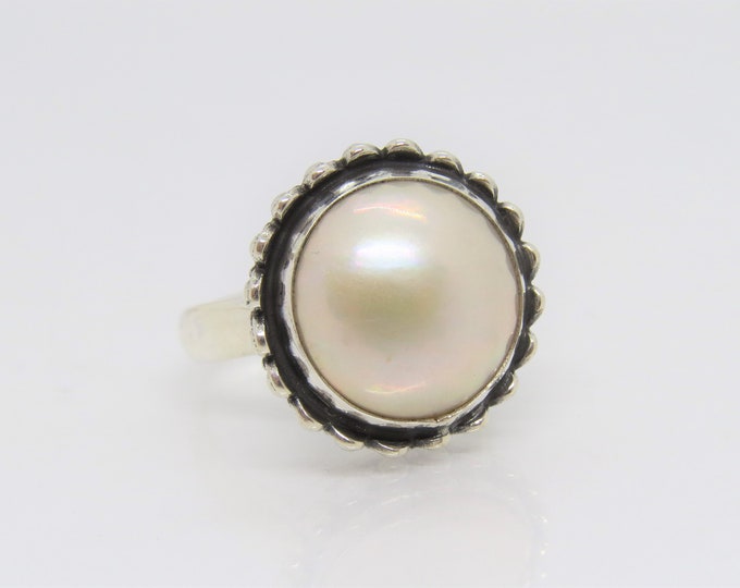 Vintage Sterling Silver Mabe Pearl Dome Ring Size 8