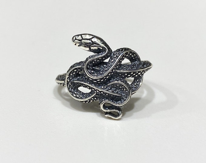 Sterling Silver Snake Ring Size 6
