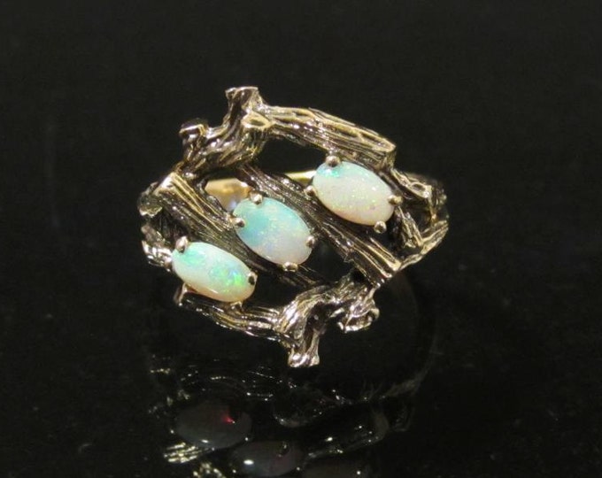 Vintage 1940s 10K Solid Yellow Gold Natural Fire Opal Ring Size 6.75