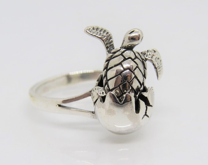 Vintage Sterling Silver Egg With Hatching Turtle Moveable Ring Size 7
