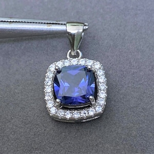 Sterling Silver Princess cut Tanzanite & White Topaz Pendant