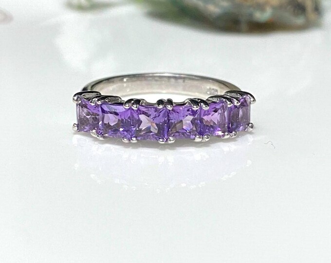 Vintage Sterling Silver Natural Princess cut Amethyst Ring Size 7.5