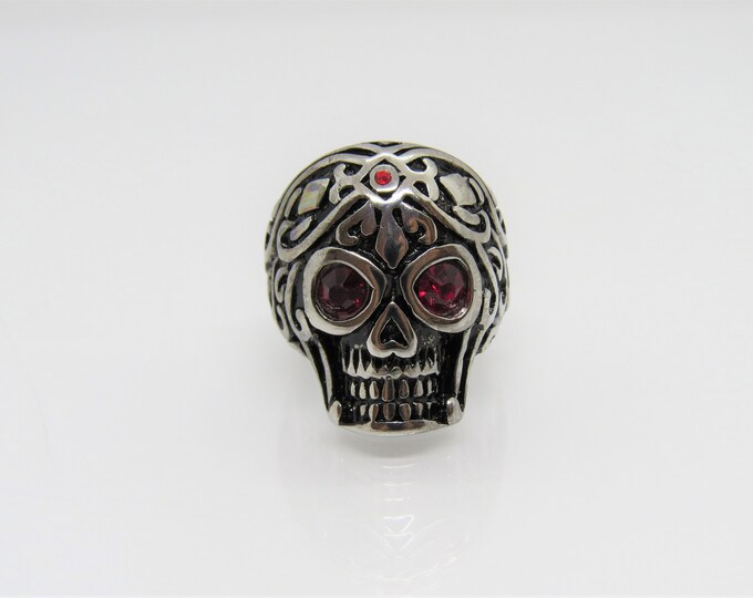 Vintage Gothic Jewelry Silver Tone Red Rhinestone Skull Ring Size 9.5