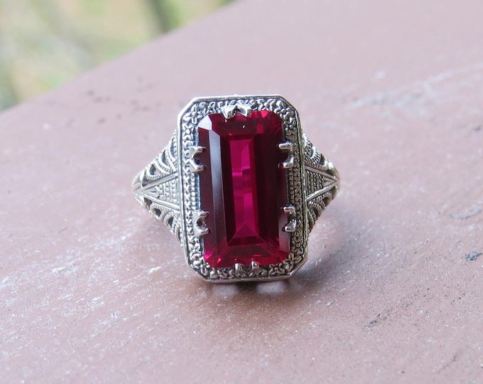 Vintage Sterling Silver Ruby Filigree Dome Ring Size 6