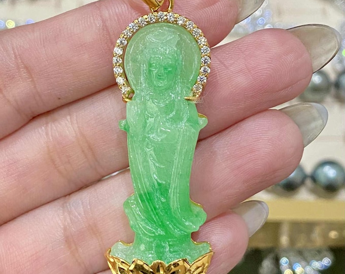 Vintage 18K Gold Jadeite Jade Kwan Yin Buddha Pendant White Topaz Accent