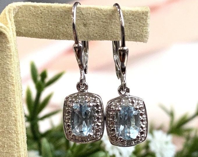 Vintage Sterling Silver Aquamarine Dangle Drop Earrings.