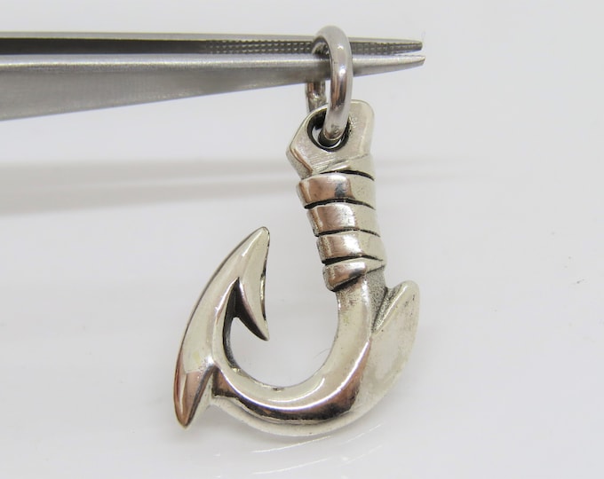 Vintage Sterling Silver Fishing Hook Pendant