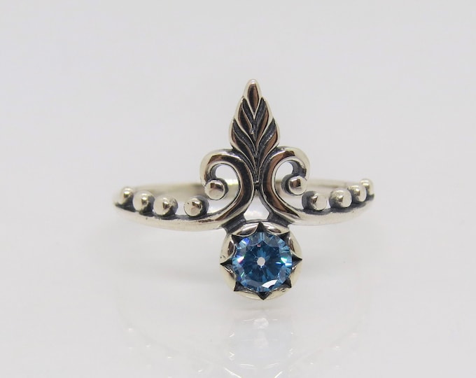 Vintage Bali Sterling Silver Aquamarine Pointed Ring Size 8