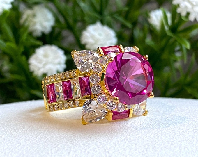 Vintage 15K 610 Solid Yellow Gold Ruby & White Topaz Ring Size 8