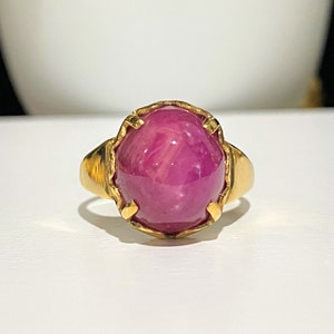 Vintage 18K Solid Yellow Gold Natural Star Ruby Ring Size 7
