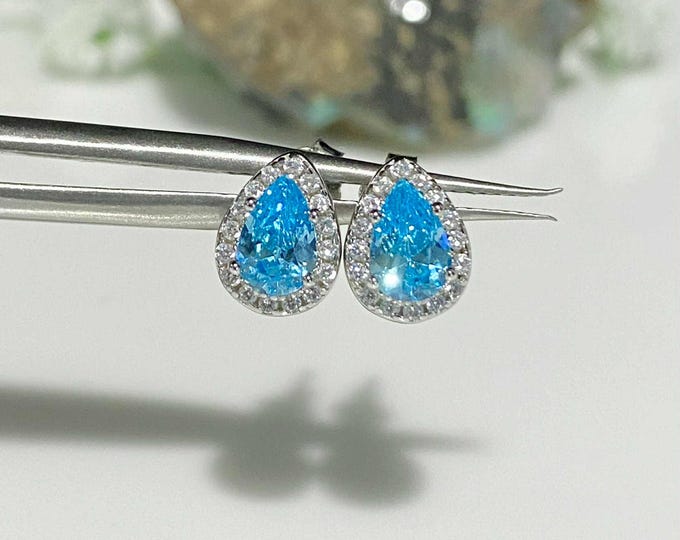 Vintage Sterling Silver Aquamarine & White Topaz Earrings