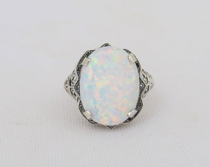 Vintage Sterling Silver Oval White Opal Filigree Ring Size 8