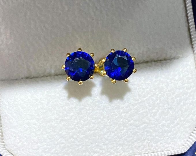 Vintage 15K 610 Solid Yellow Gold Blue Sapphire Crown Stud Earrings 7MM