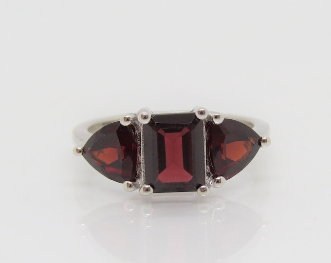 Vintage Sterling Silver 4.00ct Natural Garnet Three stones Ring Size 8