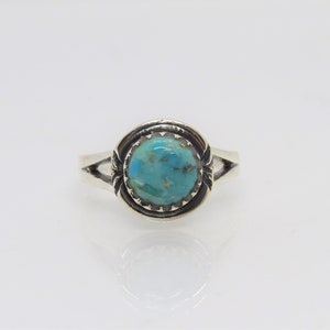 Vintage Sterling Silver Turquoise Ring Size 9