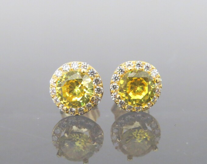 Vintage 18K Solid Yellow Gold 1.22ct Citrine & White Topaz Stud Earrings