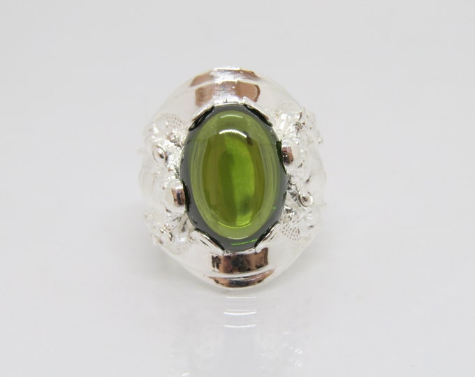Vintage Sterling Silver Peridot Cabochon Mammon Wealth God Ring Size 8.75